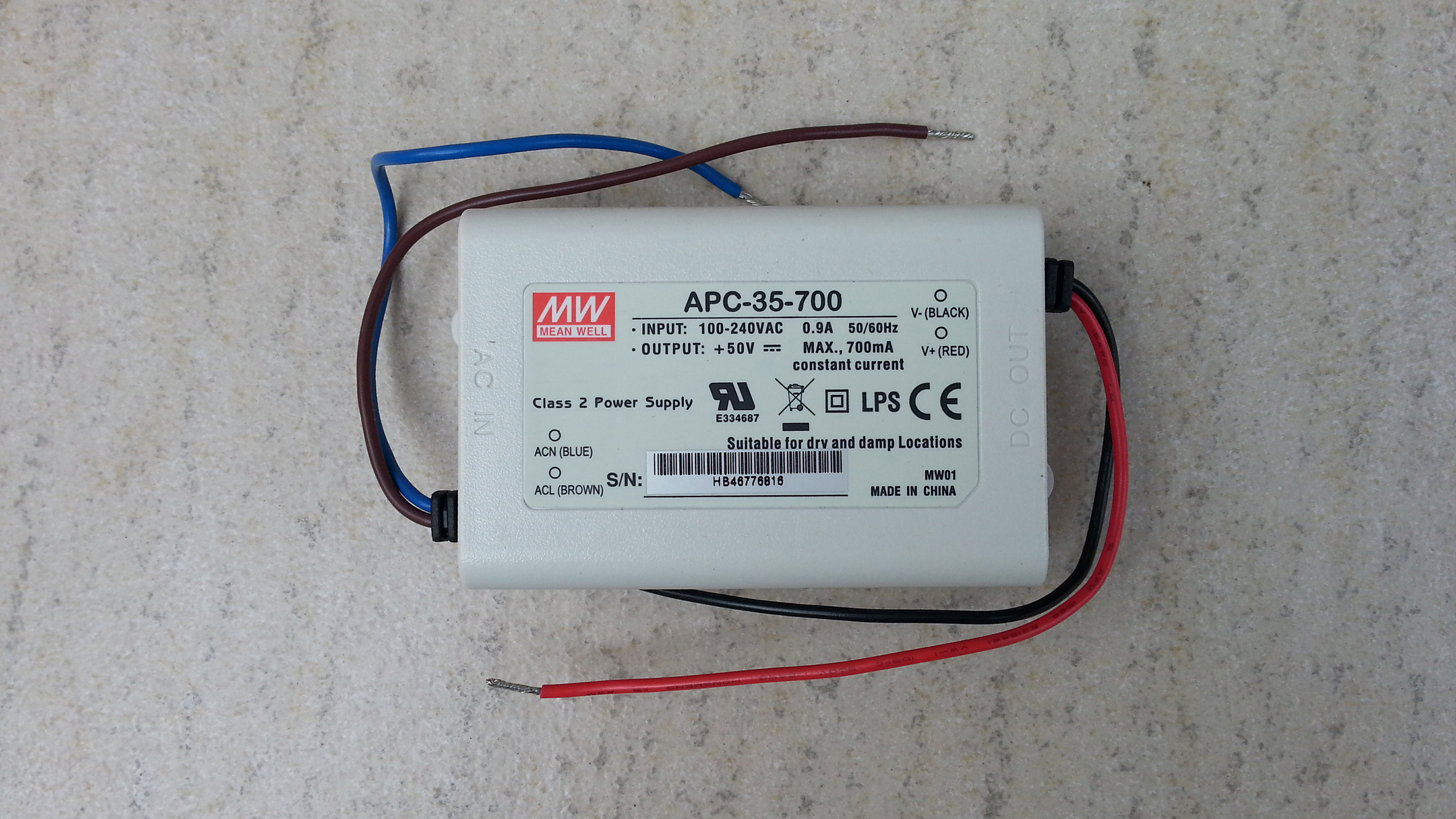 Meanwell_APC_35_700_constant_current_LED_driver_power_supply