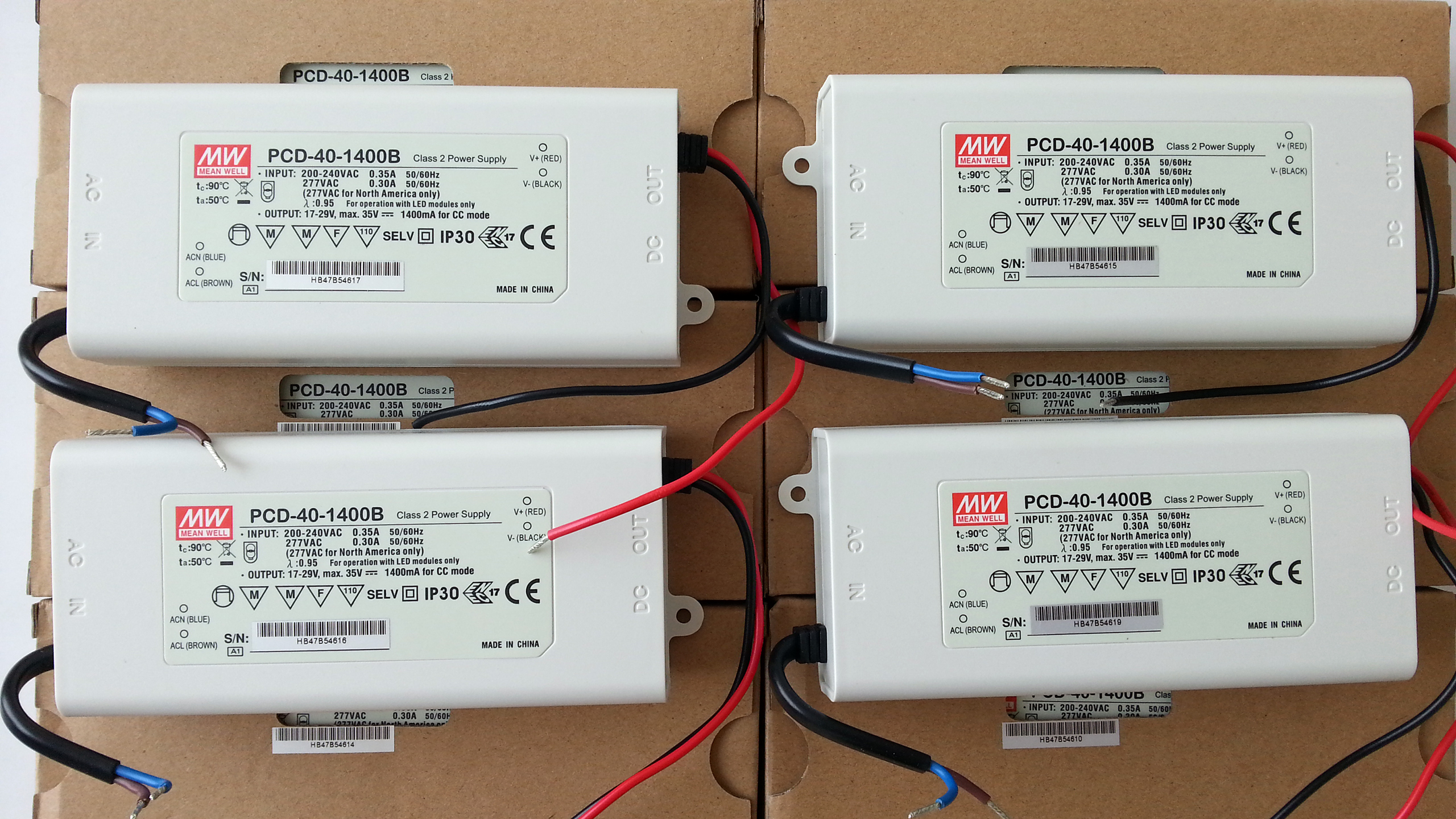 Meanwell_PCD_40_1400B_with_dimming_function_LED_driver