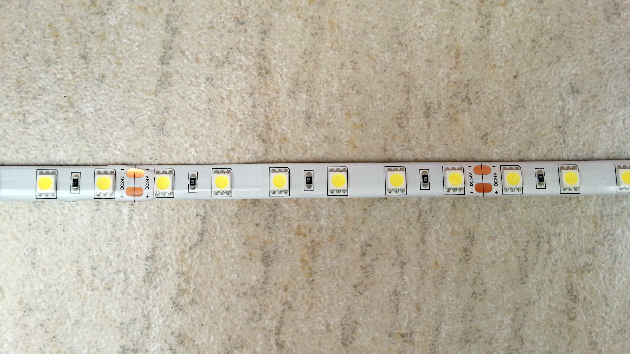 high_quality_silica_gel_waterproof_24V_pure_white_SMD_5050_LED_light_strip